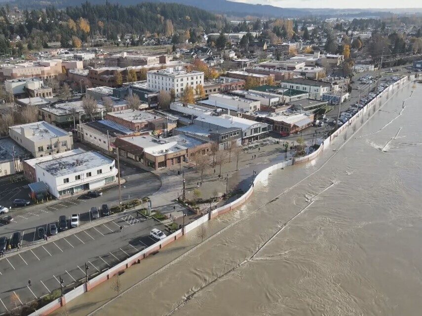 Mount Vernon WA flood wall cr_KING5
